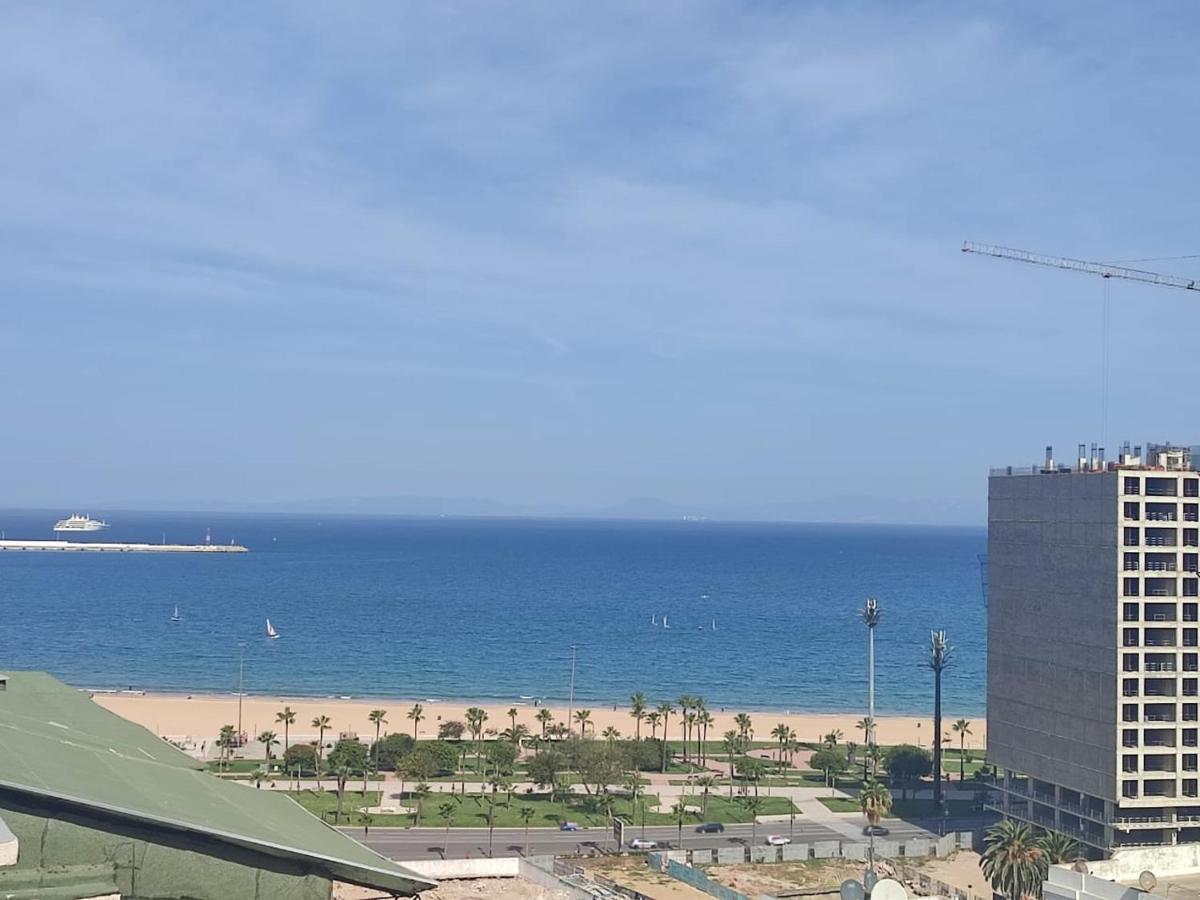Ap 2Ch City Centre Parking En Face Hilton A Cote Du Plage Tanger Eksteriør billede